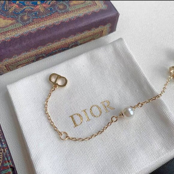 Dior CD Logo Pearl Bracelet - Picture 3 of 8